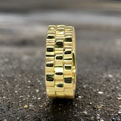 Gold colour ring
