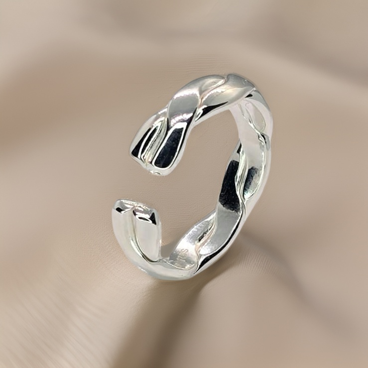 Twist Silver Ring