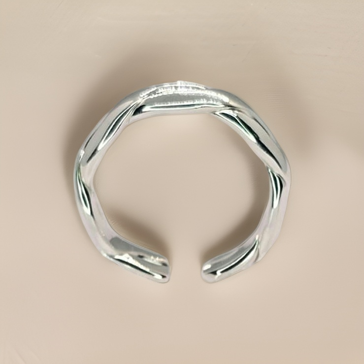 Twist Silver Ring