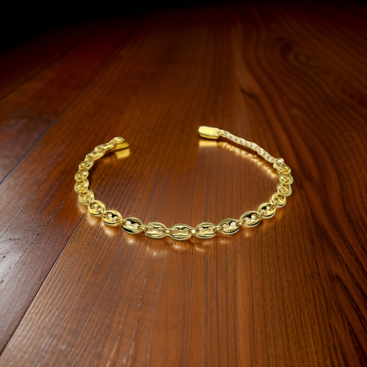 Gold colour bracelet