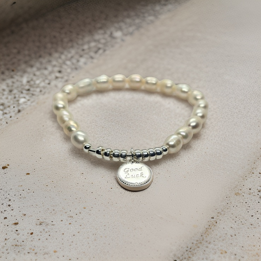 Silver pearl bracelet